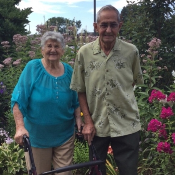 ⚜️ Hand Embroidered & Crocheted CROSS STITCH FLORAL TABLECLOTH VINTAGE RECTANGLE - Picture 14 of 15